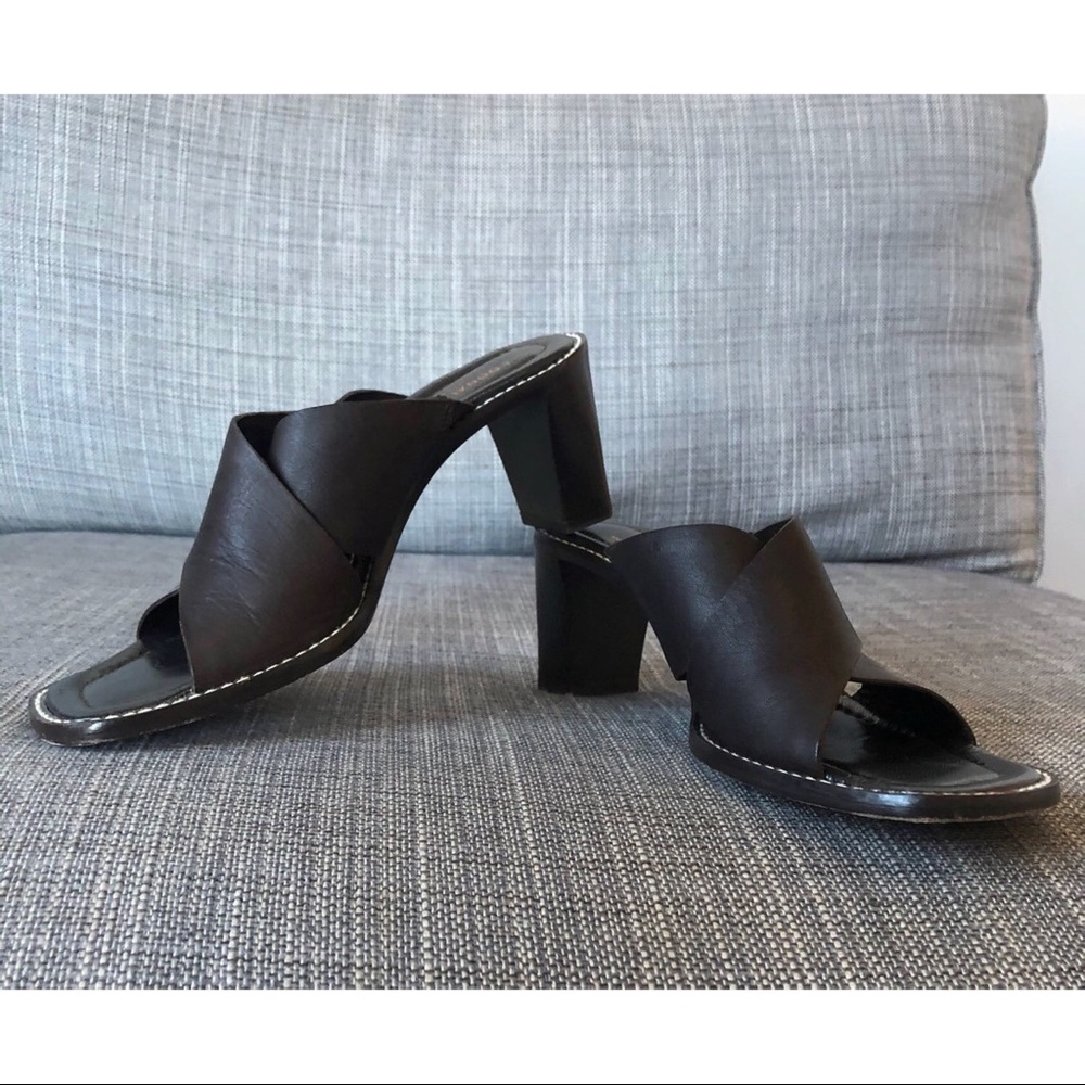 Donald Pliner Mules